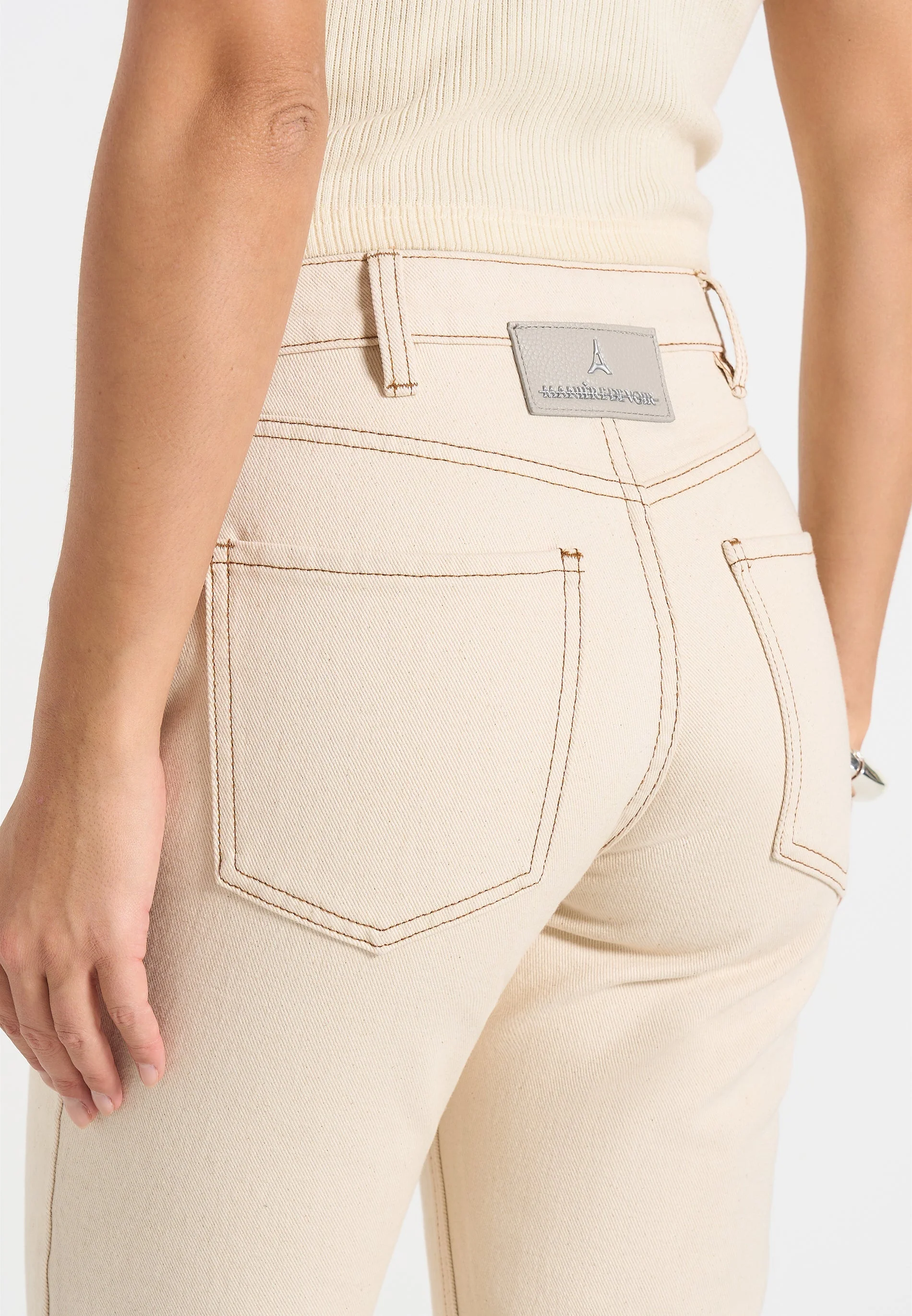 Abbie - Stacked Fit And Flare Jeans - Cream - Image 4