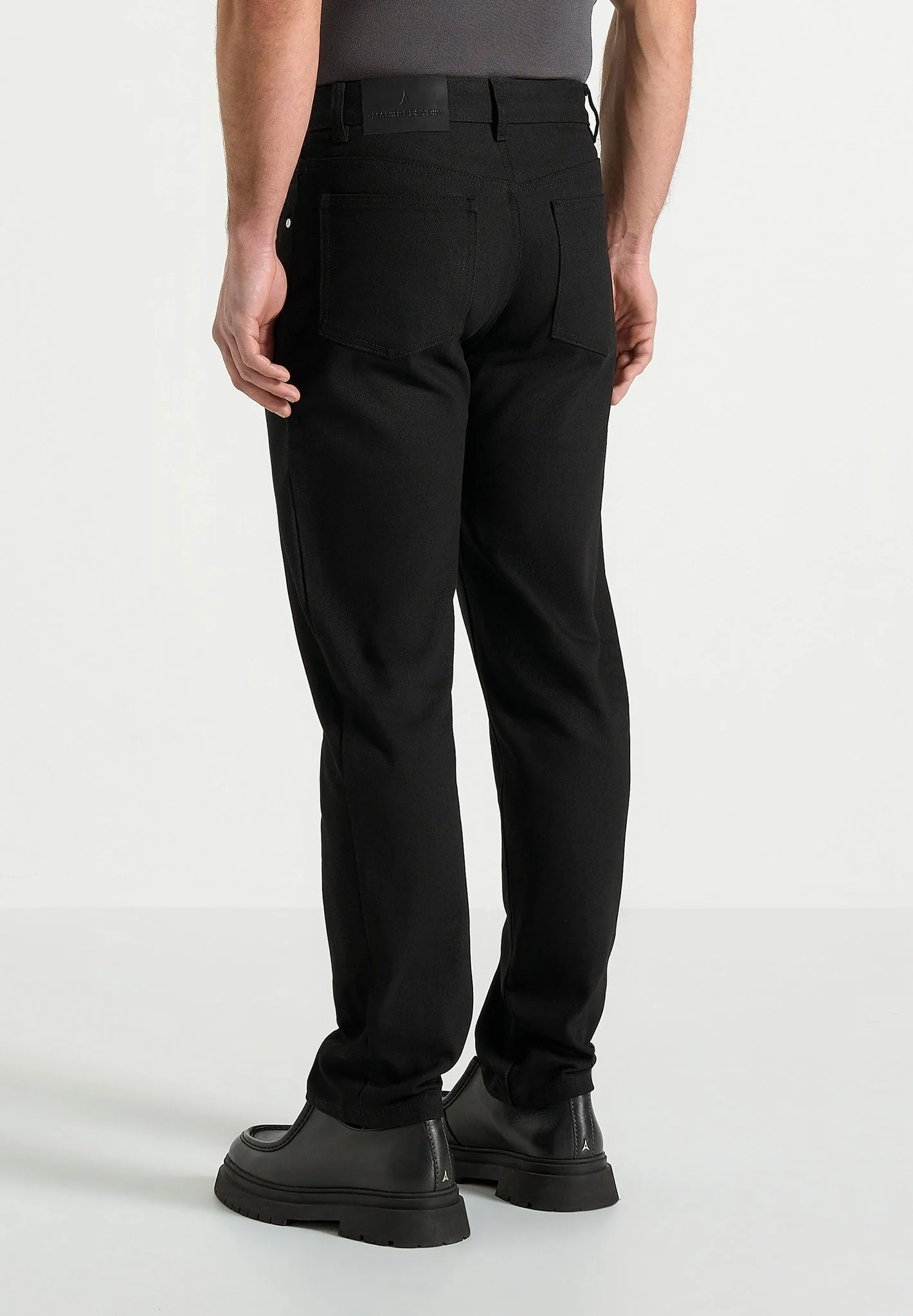 DN001 - Tapered Fit Denim Jeans - Black - Image 3