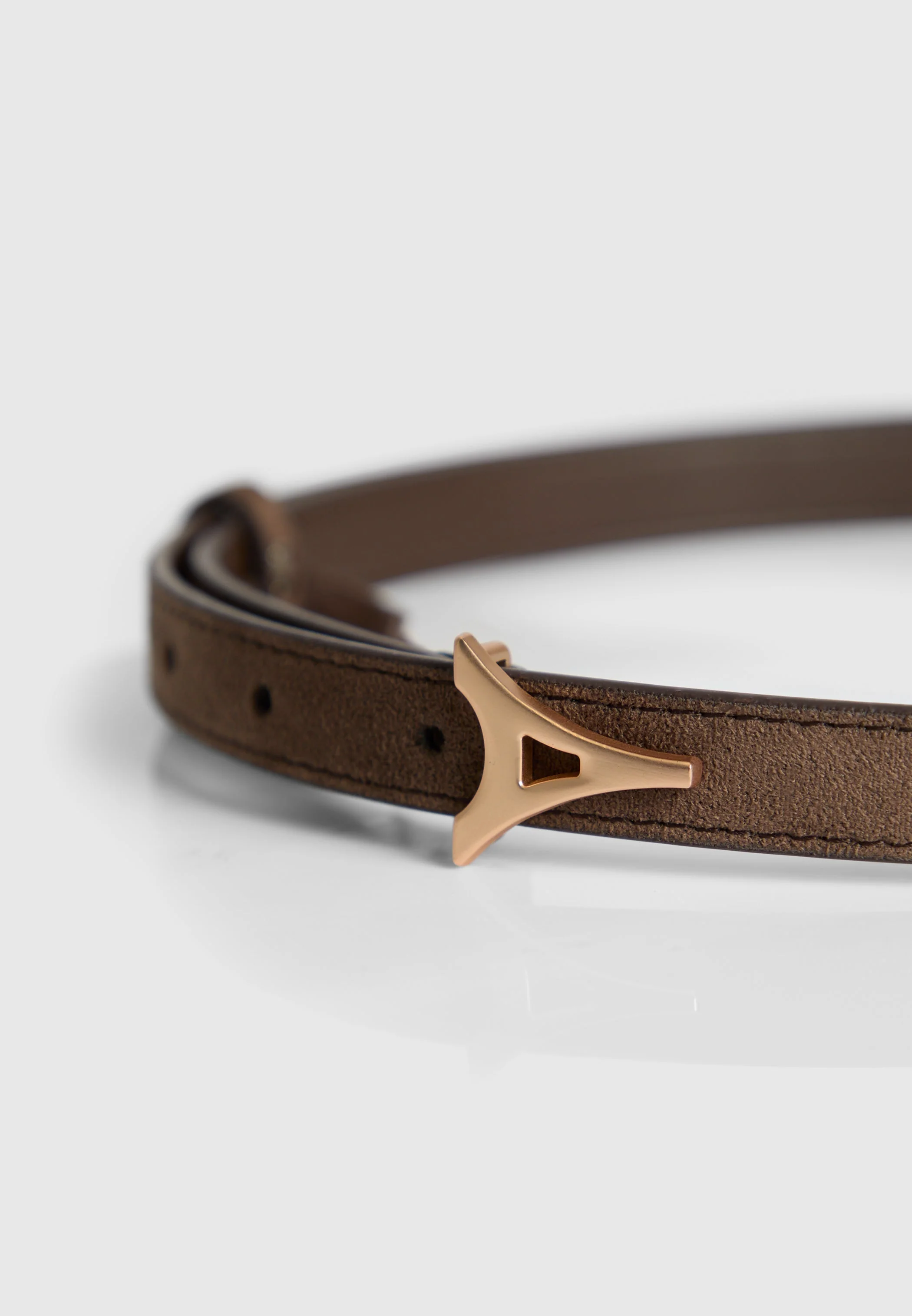 Leonie - Eiffel Slim Suede Belt - Brown/Gold - Image 5
