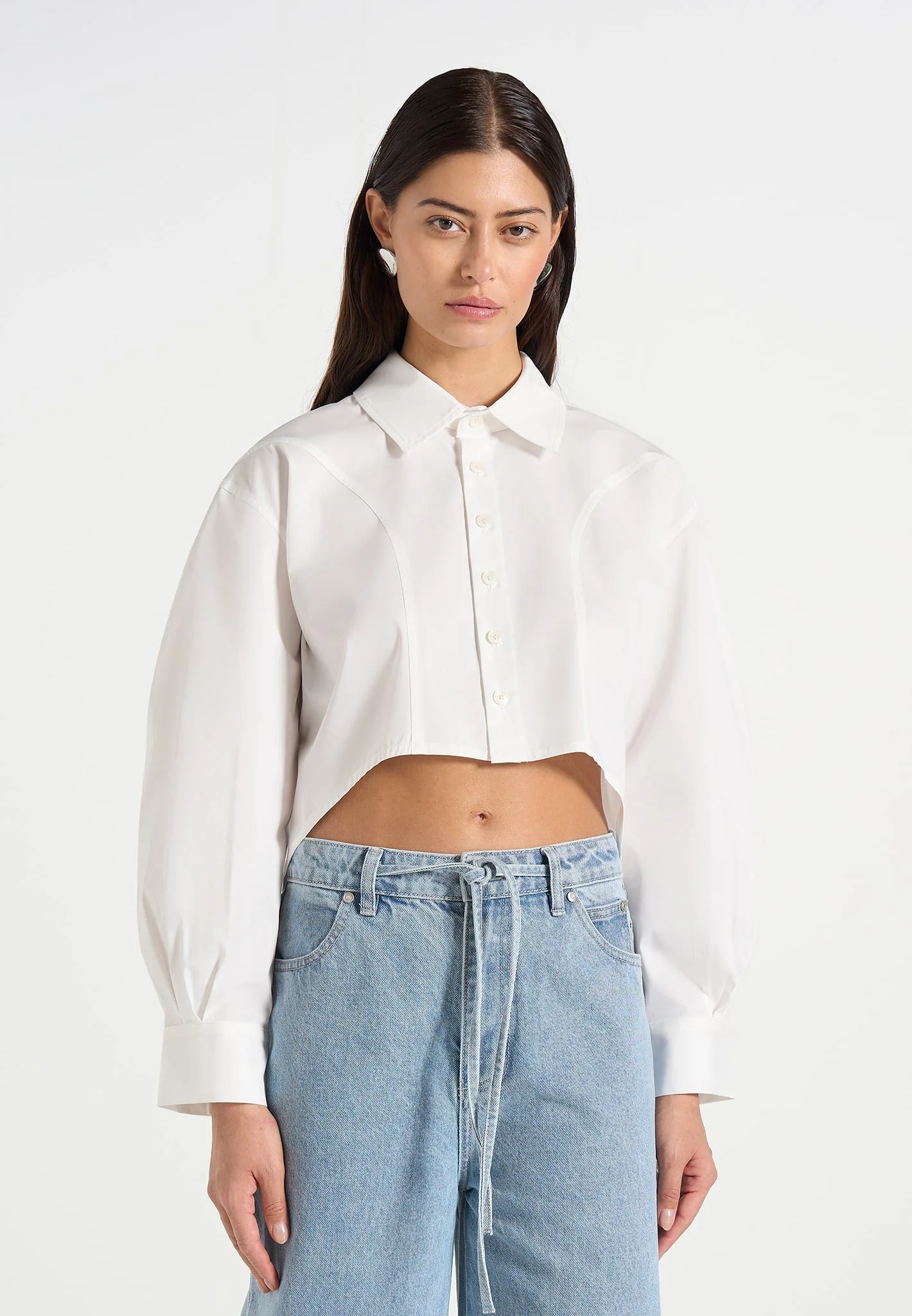 Eleni - Cropped Shirt With Balloon Sleeves - White - Image 2