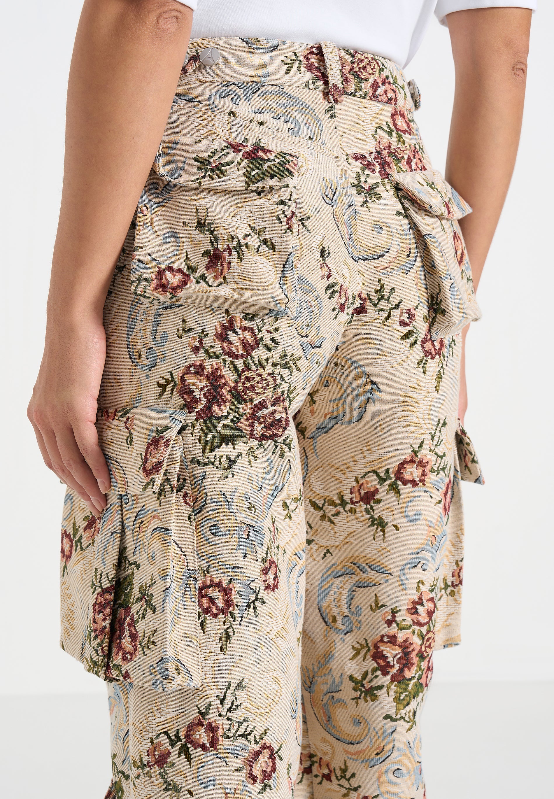 Emilie - High Waisted Tapestry Cargo Pants - Beige - Image 3