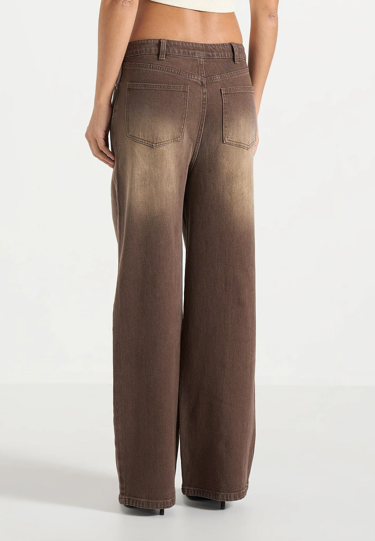Faye - Wide Mid Rise Jeans With Tie Waist - Brown - Image 6
