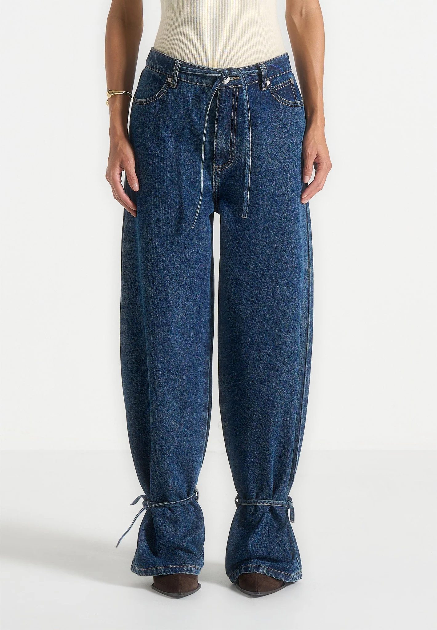 Faye - Wide Mid Rise Jeans With Tie Waist - Indigo - Image 5