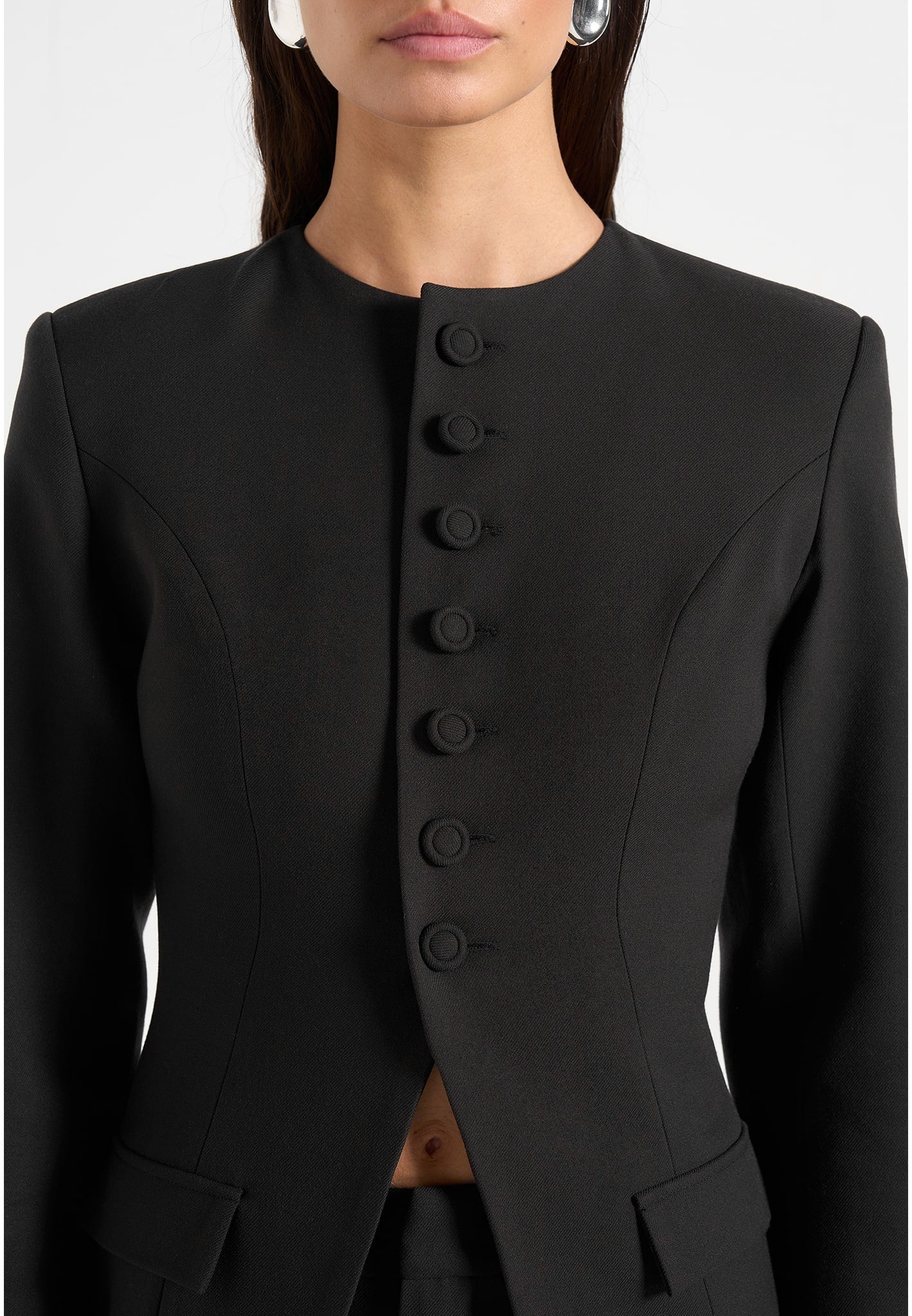 Harper - Tailored Cinch Blazer With Detachable Collar - Black - Image 2