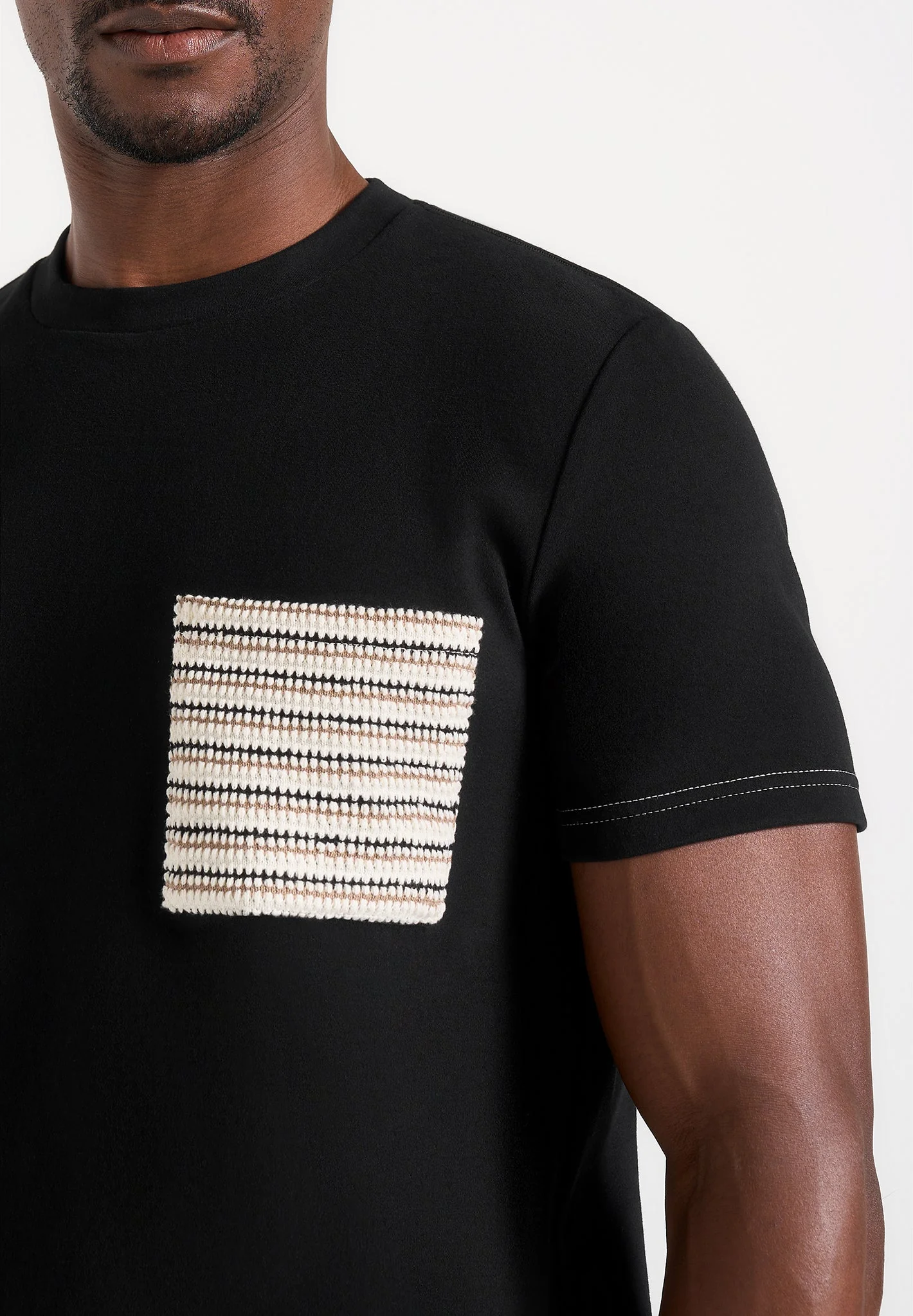 Joris - Whipstitch Pocket Detail T-Shirt - Black - Image 4