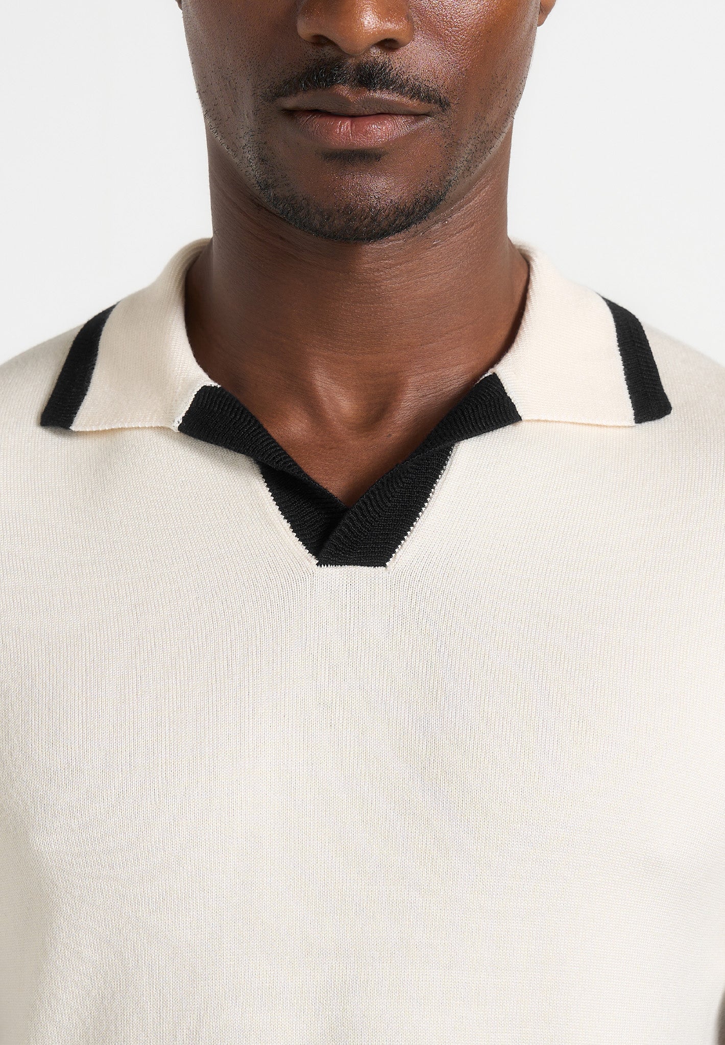 Lambert - Contrast Detail Knit Polo Shirt - Cream - Image 3