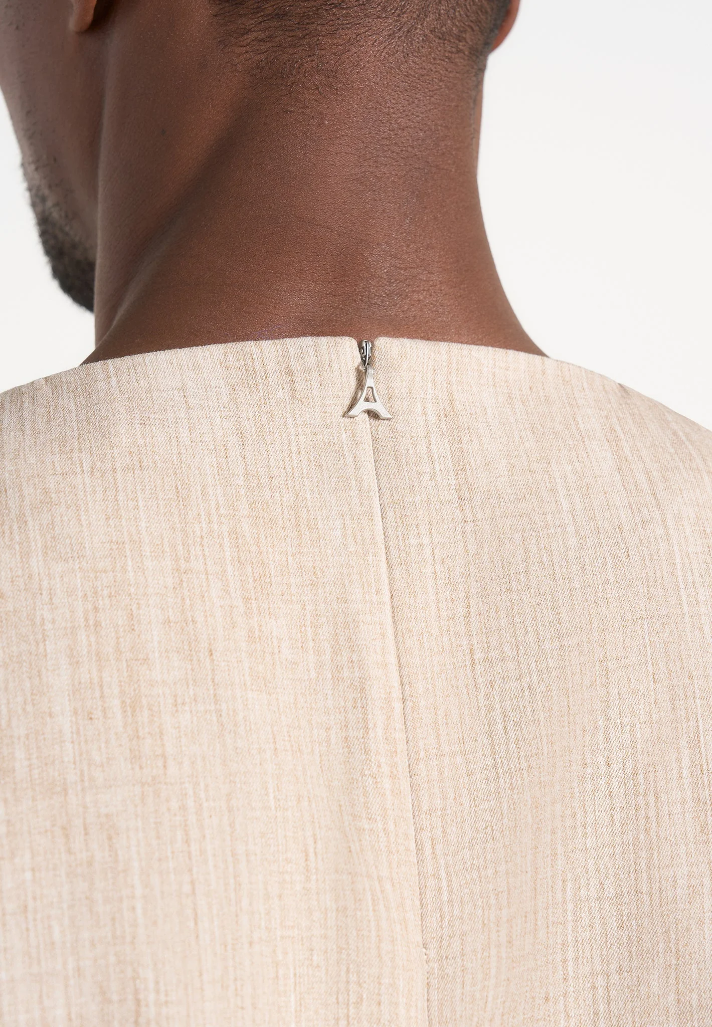 Leon - Boxy Cropped Hatched T-Shirt - Beige - Image 6