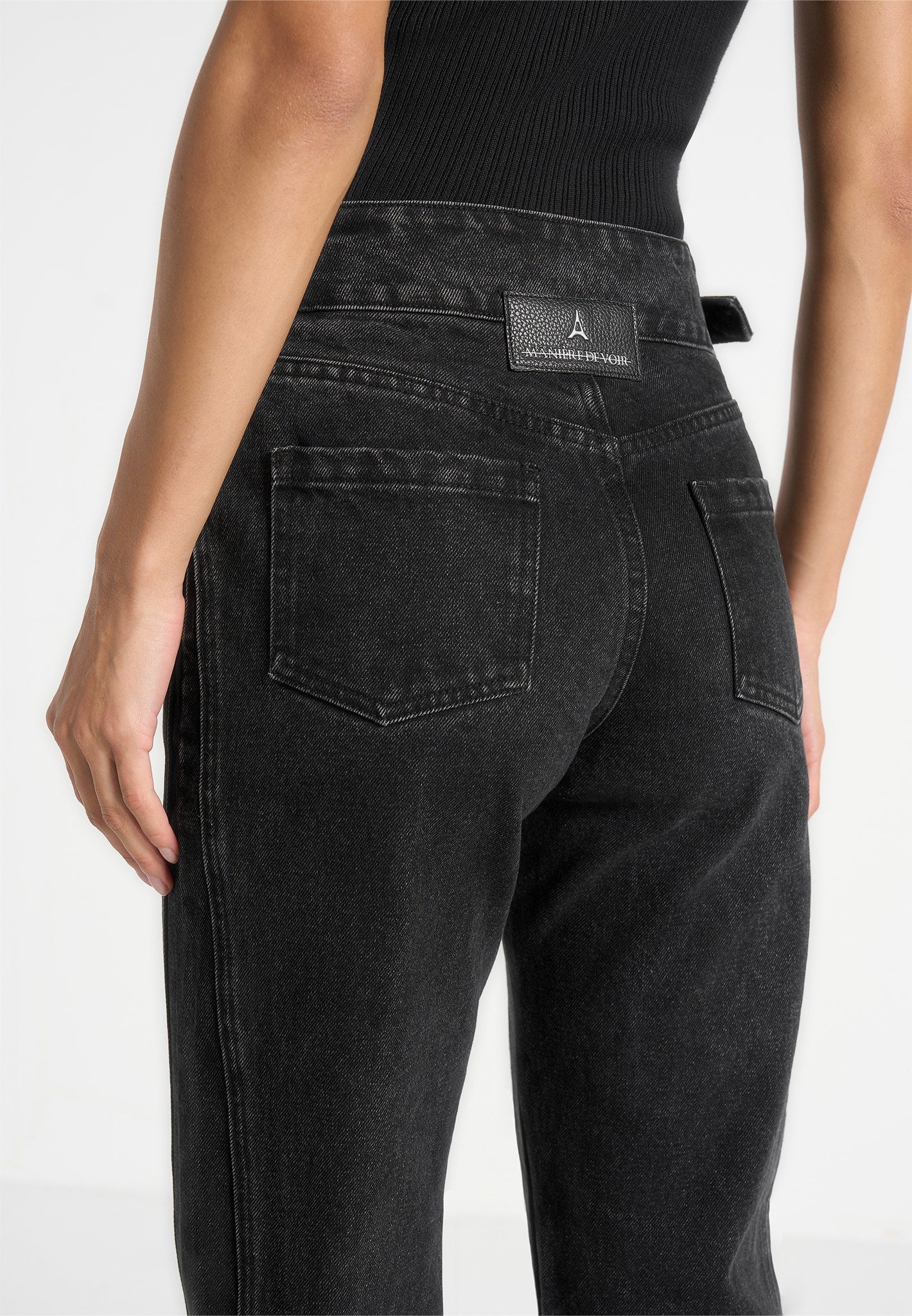 Loane - Twist Leg Boyfriend Jeans With Waist Adjuster - Washed Black - Image 5