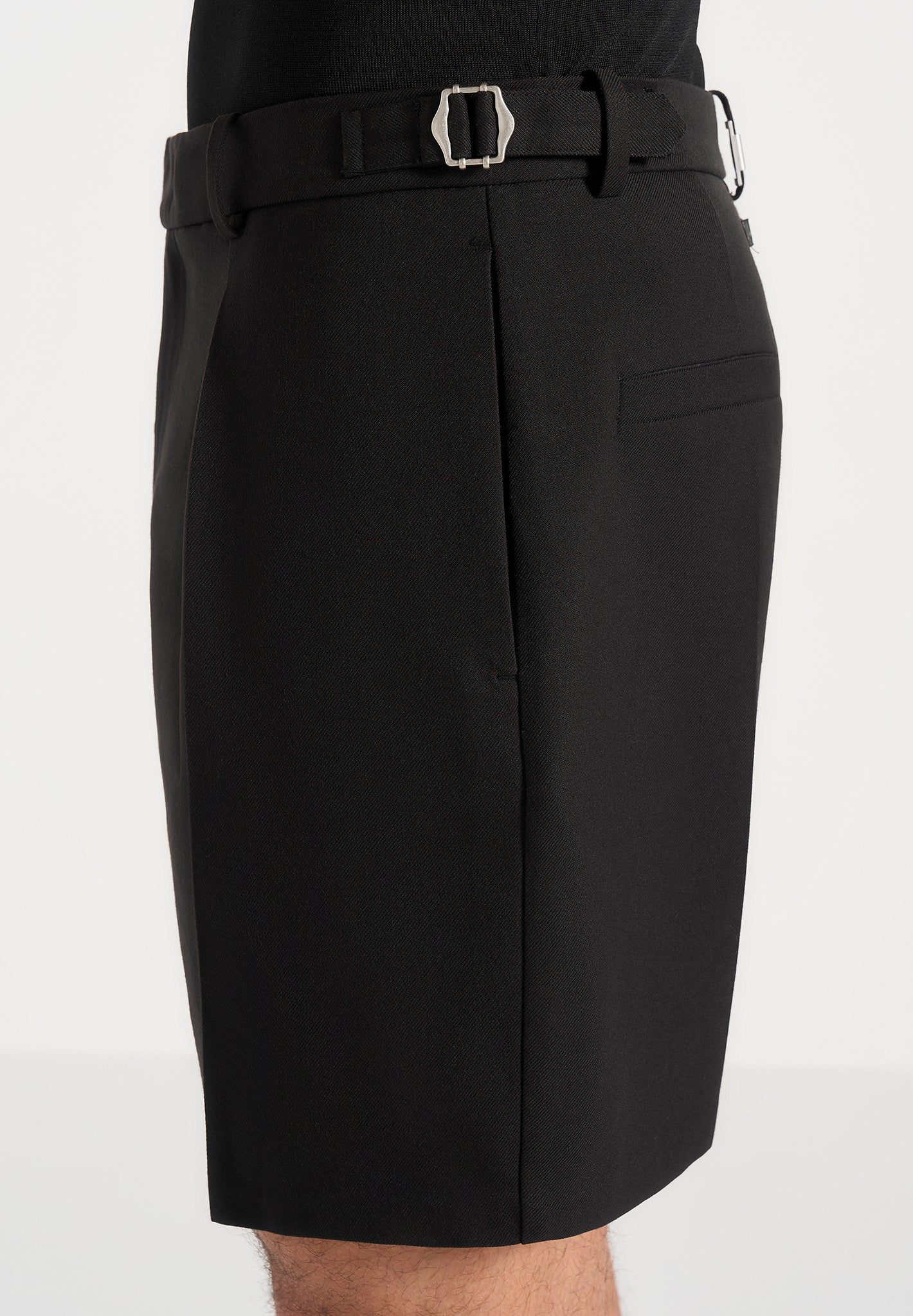 Marin - Tailored Pleated Shorts - Black - Image 3