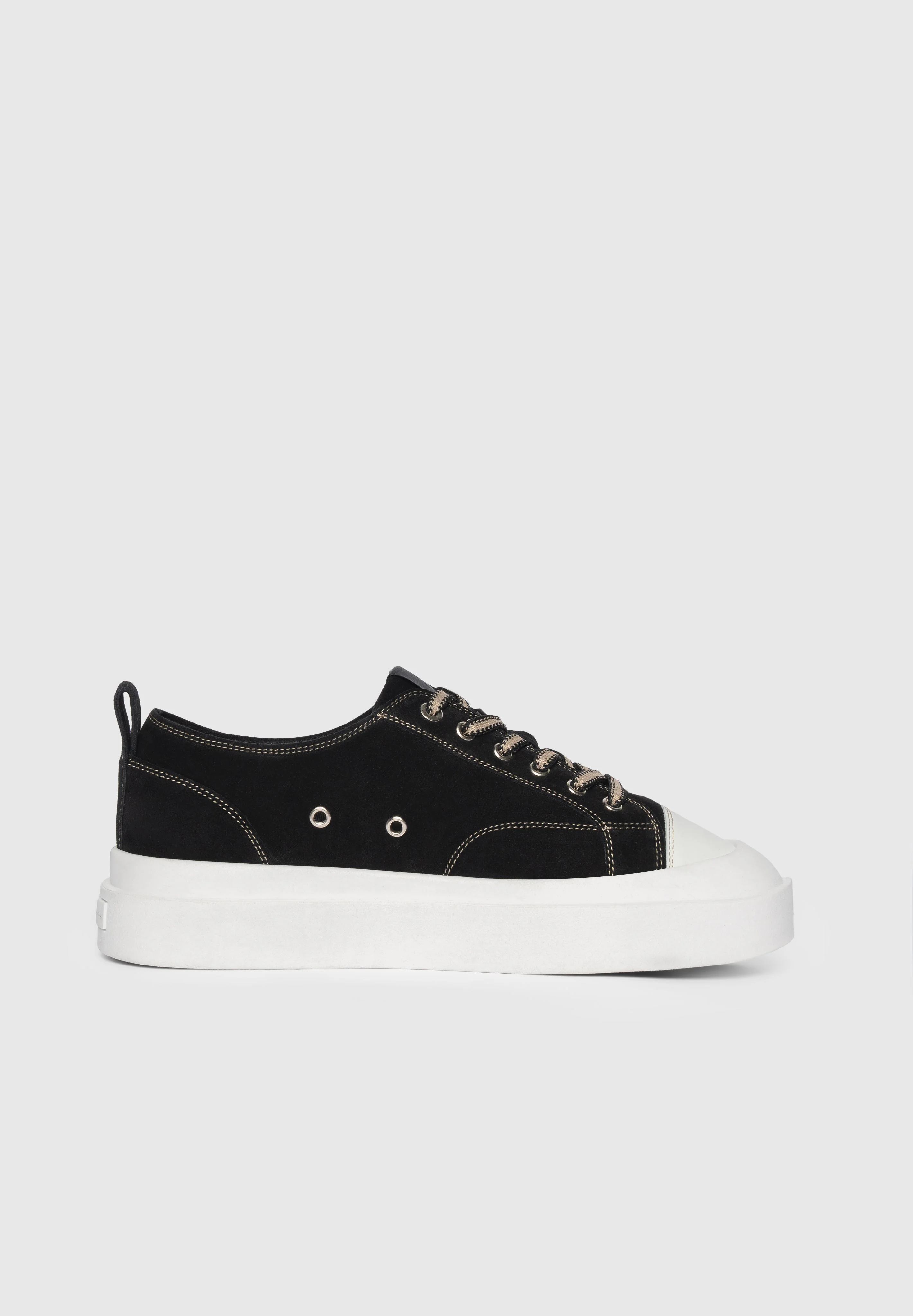 Men's Vienna - Suede Contrast Stitch Sneaker - Black - Image 5