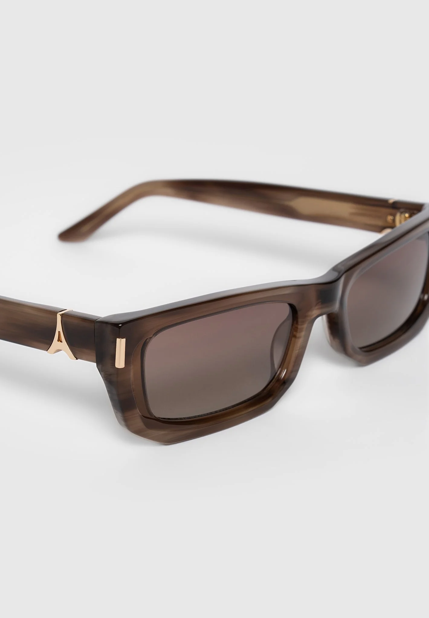 Milan - Curved-Frame Sunglasses - Brown - Image 6