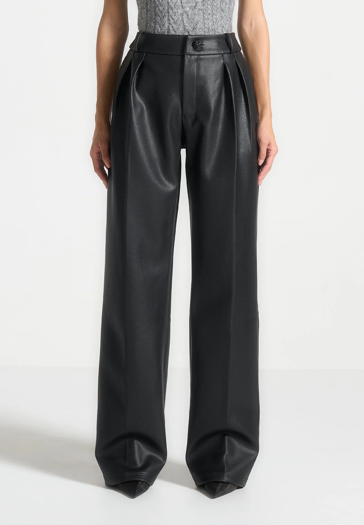 Olivia - Pebbled Leather Pleated Stacked Trousers - Black - Image 4