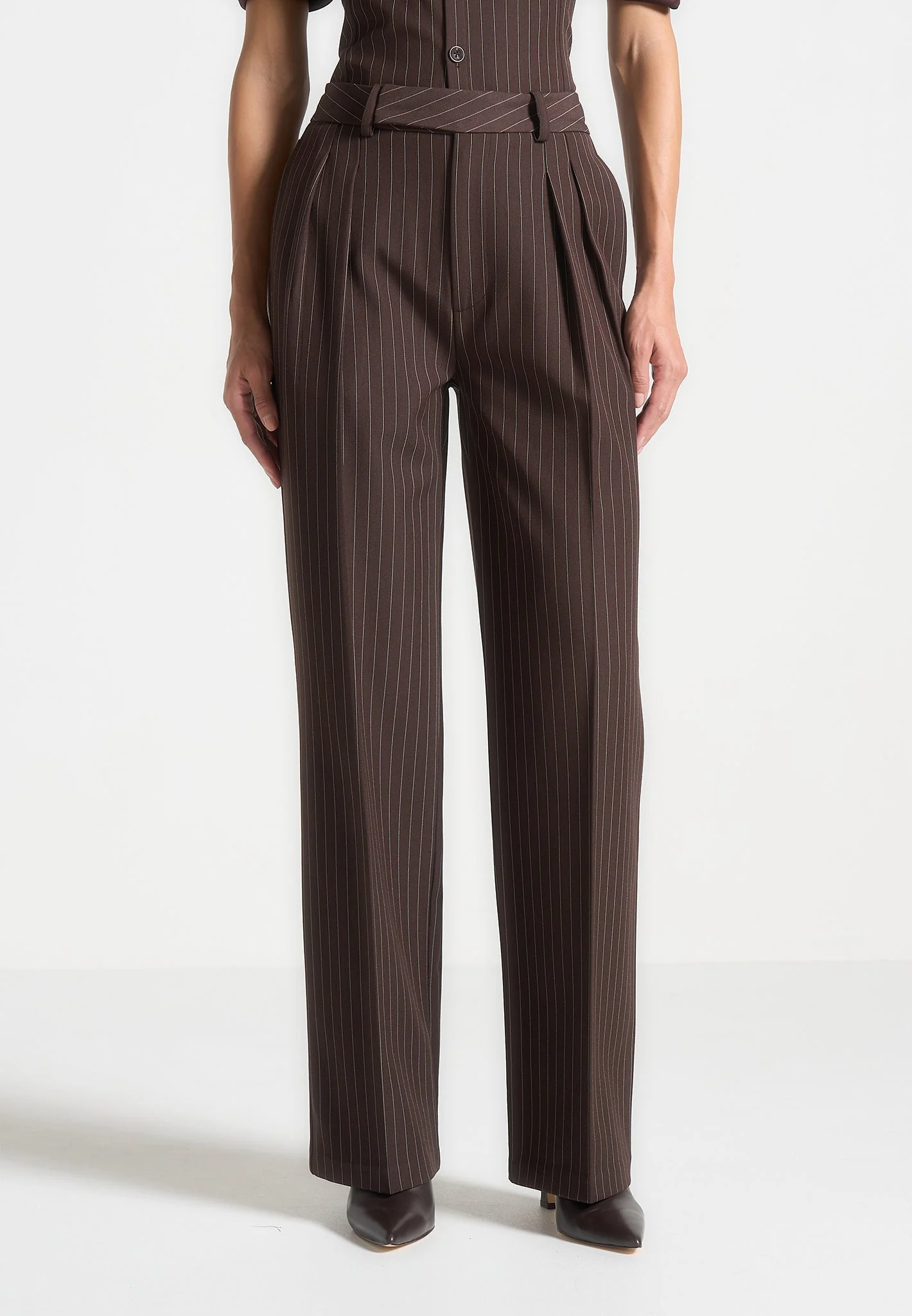Julie - Pinstripe Twin Pleat Tailored Trousers - Brown
