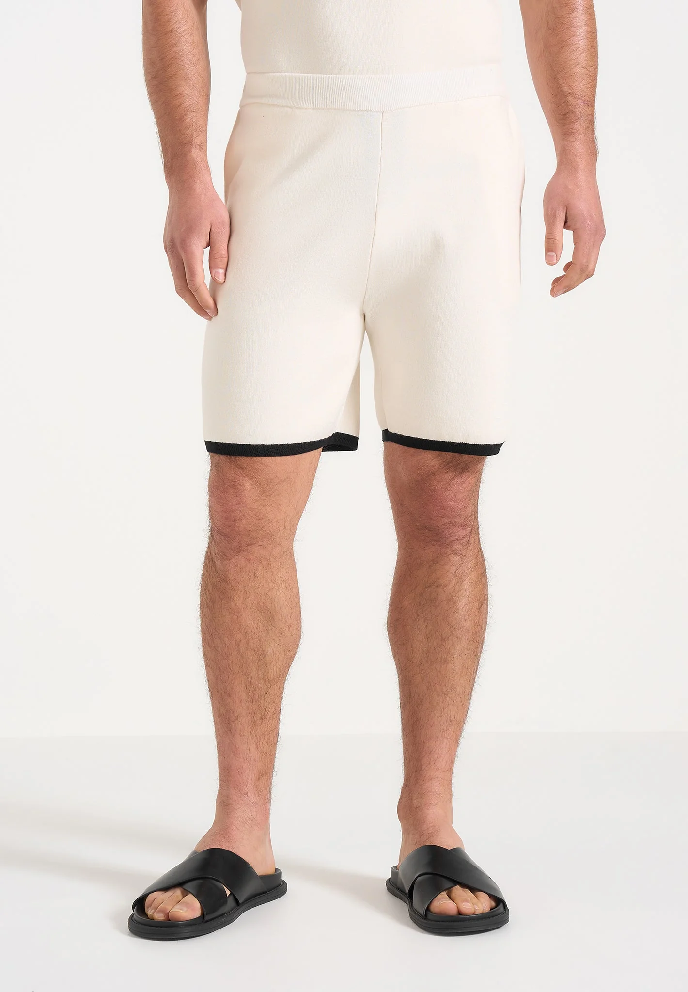 Regis - Contrast Detail Knit Shorts - Cream - Image 2