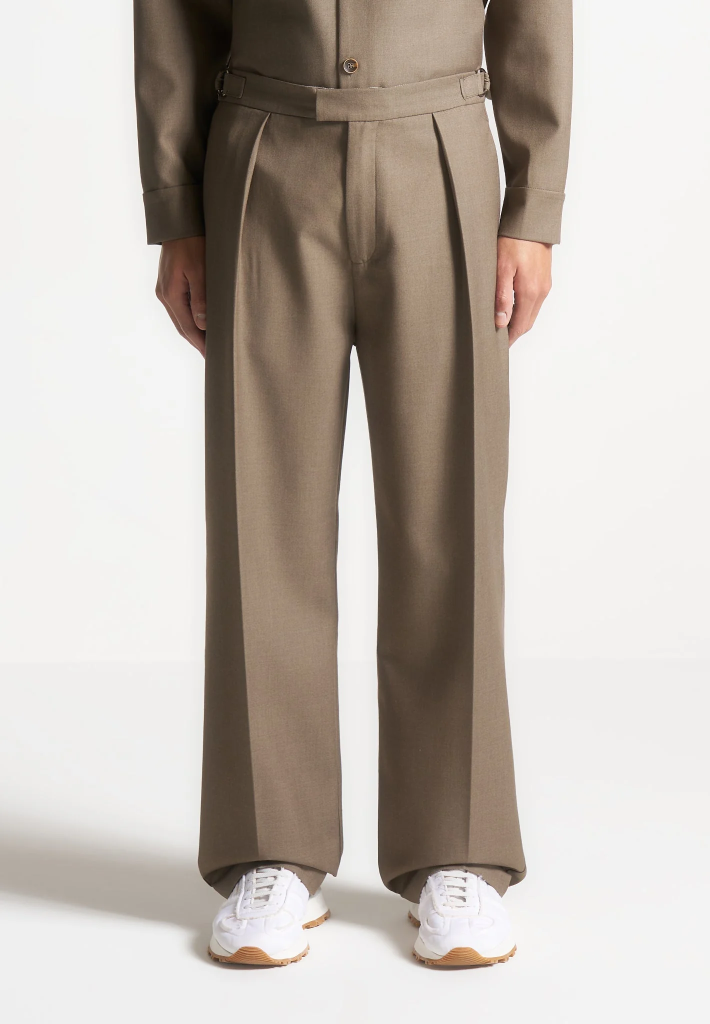 Dorian - Pleated Tailored Pants - Khaki