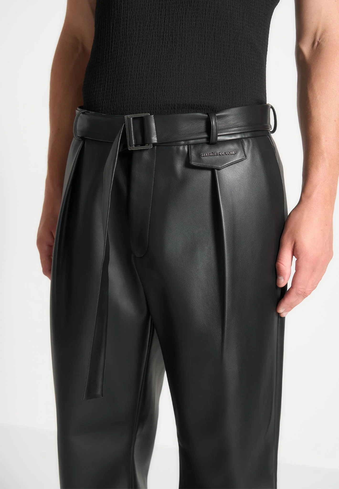 Serge - Relaxed Fit Leather Pleated Trousers - Black - Image 4