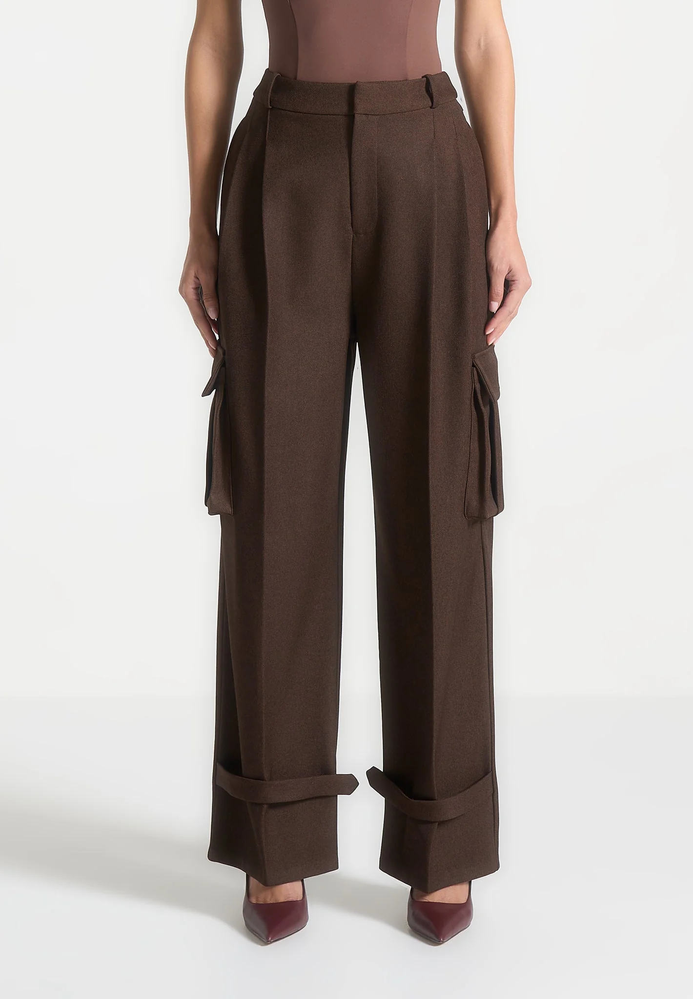 Danielle - Tailored Pleated Cargo Trousers - Brown - Image 3