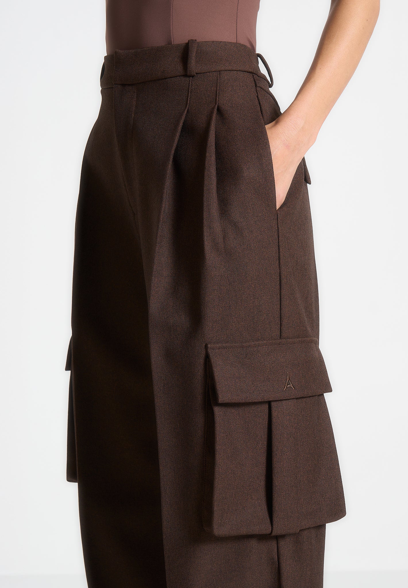 Danielle - Tailored Pleated Cargo Trousers - Brown - Image 5