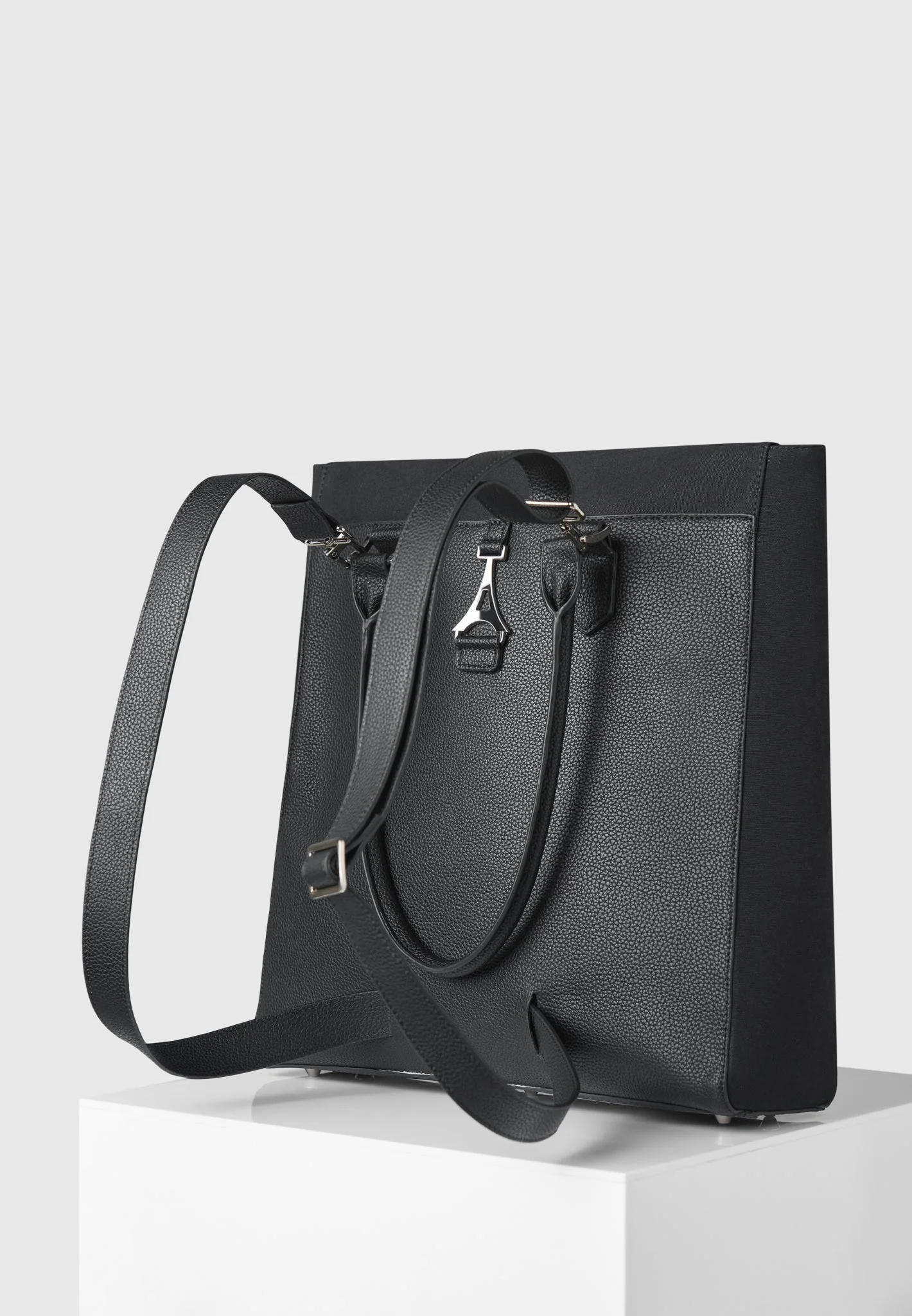 Sebastien - Tote Backpack - Black - Image 8