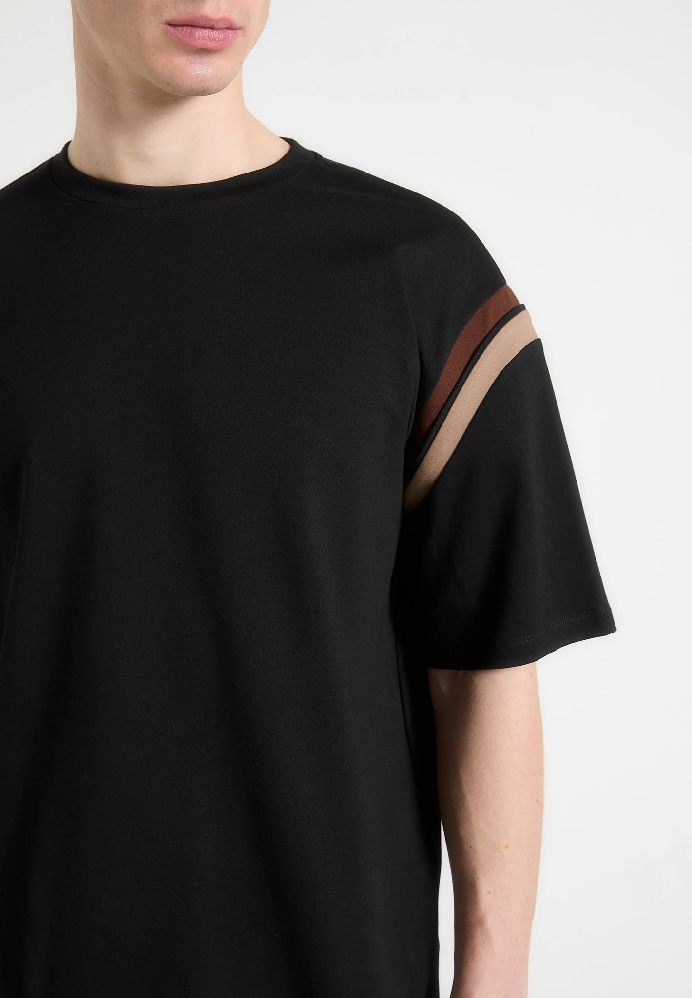 Georges - Varsity Cotton T-Shirt - Black/Taupe - Image 5
