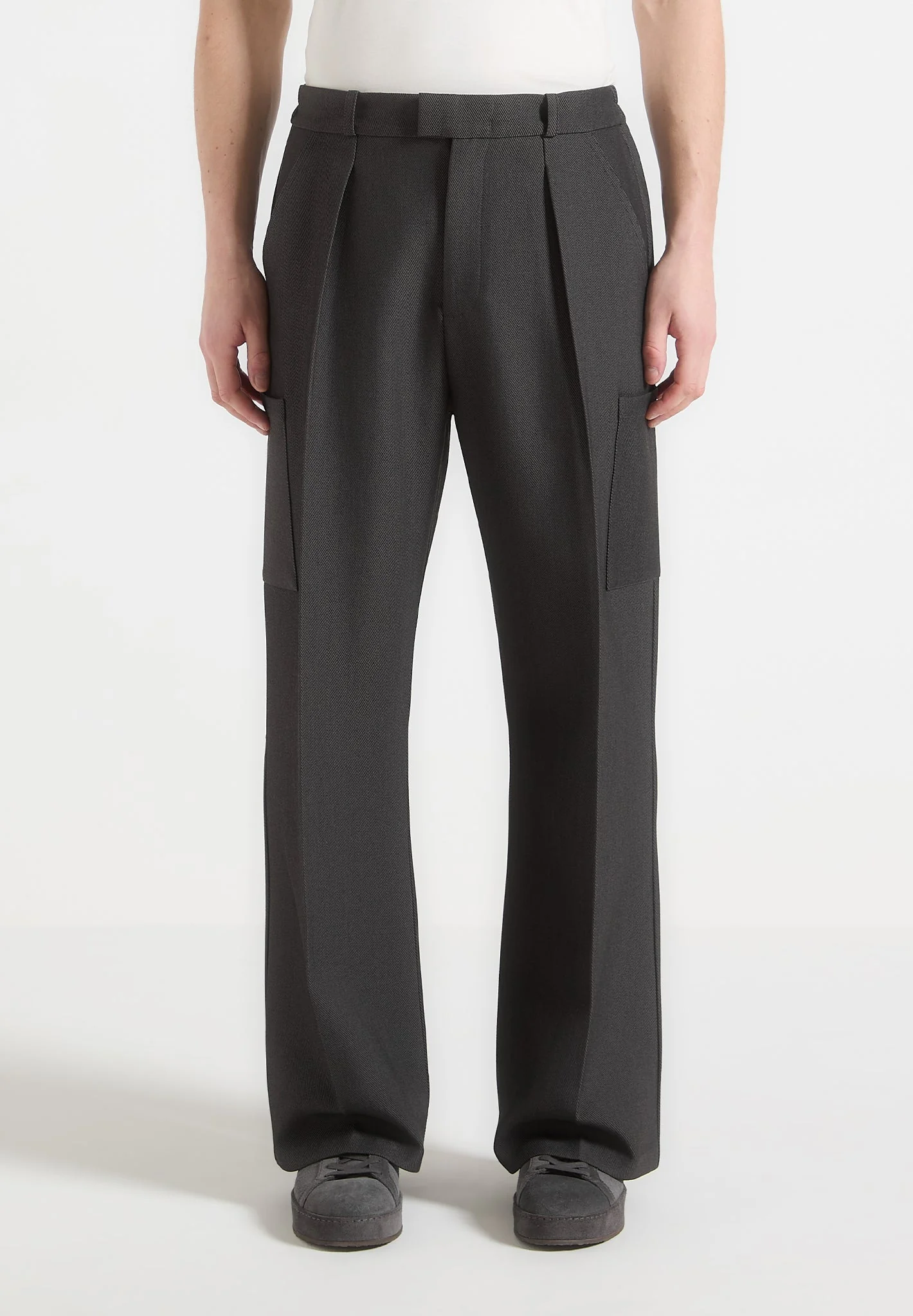 Luca - Relaxed Fit Pleated Pocket Trousers - Grey - Image 3