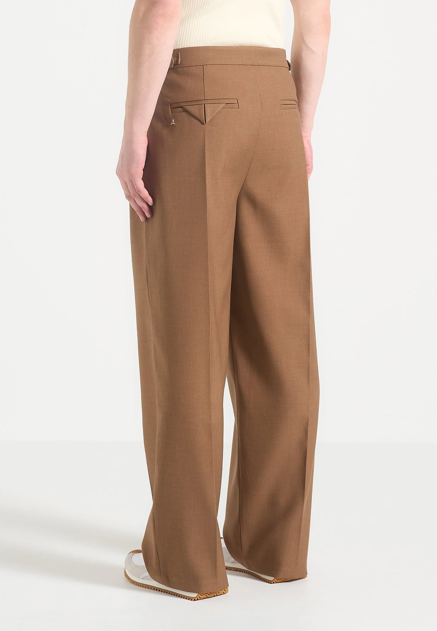 Octave - Wide Leg Twin Pleat Tailored Trousers - Fawn - Image 4